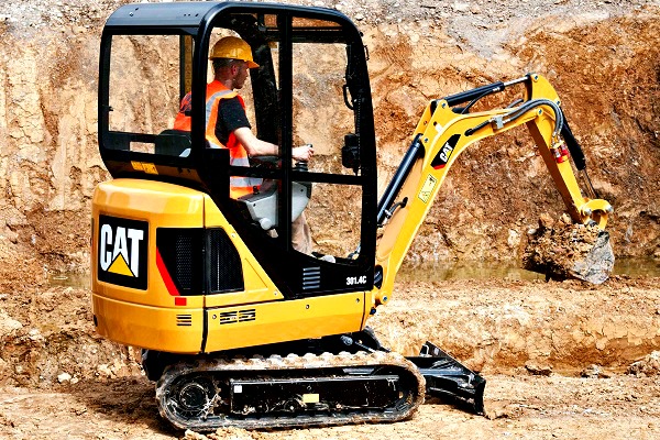 1.5-tonne-excavator