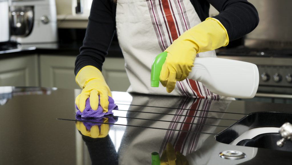 cleaning-the-kitchen-bench