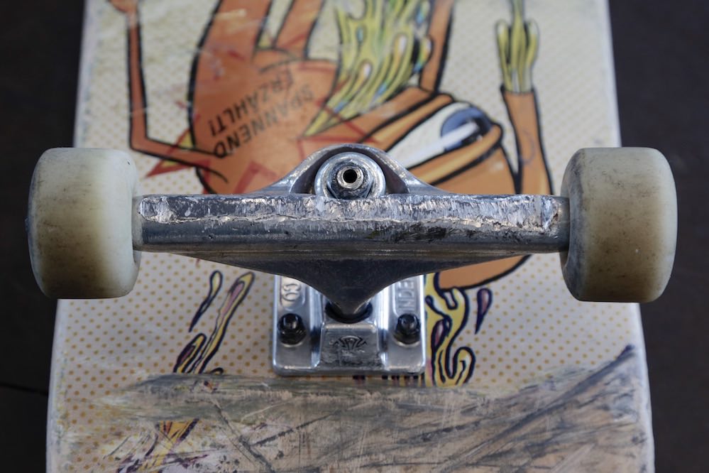 buy skate trucks2