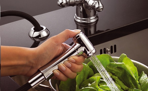 Pull Out Spray Kitchen Tap