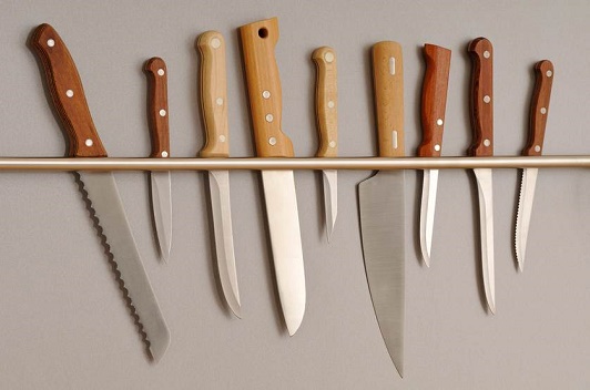 kitchen knives