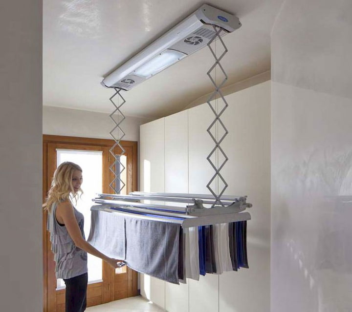 electric hanger dryer