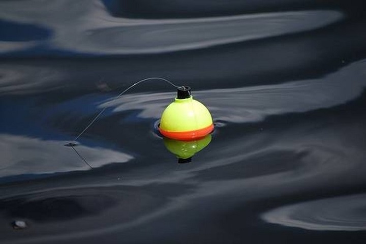 close up picture of bobber in water