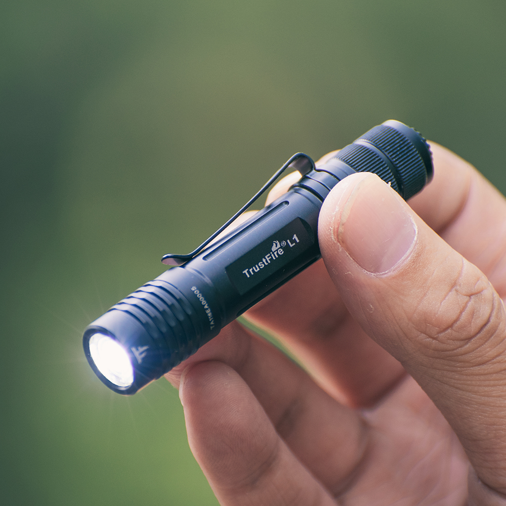 Mini AAA Led Tactical Flashlight