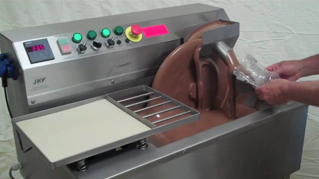 tempering machine and moulding chocolate