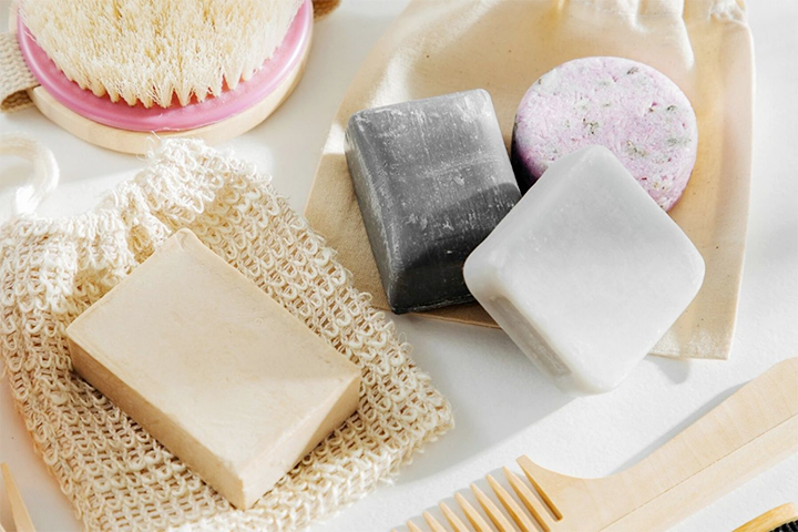 Shampoo-bars-using