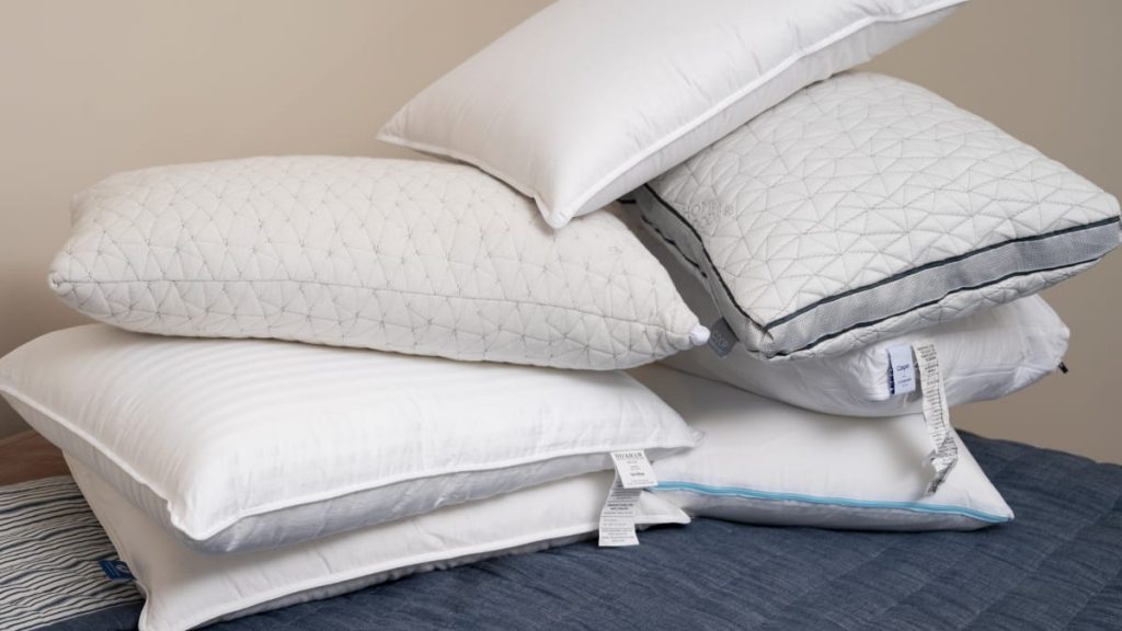 Another thing that could be impacting your sleep is your pillow. A truly comfortable pillow that supports your head and neck can make all the difference between having a good night's sleep and not being able to sleep at all. Choosing the best pillow for you will depend on your preferred sleeping positions. If you like to sleep on your back or on your stomach, you can benefit from thinner pillows. If you are a side sleeper, a more ticker and more supportive pillow may be best for you.