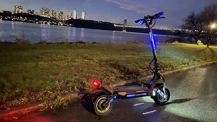 nice scooter captured in night