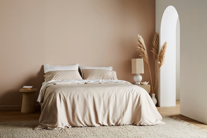 Bed with bamboo sheet