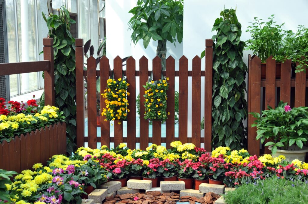 Arbours, garden gates, and small portions of decorative fence panels around the wooden letterbox will improve the appearance of your garden and your home's curb appeal. These simple improvements can serve as a backdrop for a plethora of blooms. They come in easy-to-assemble kits or prefabricated components that simply snap together. Paint or stain these things with colours that currently exist in your home for the greatest results.