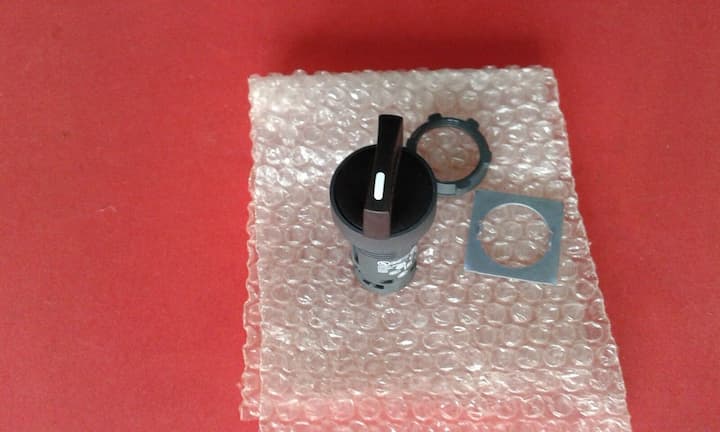 schneider xb7 selector switch
