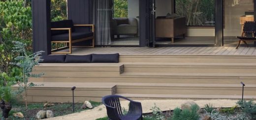 Outdoor fire pit